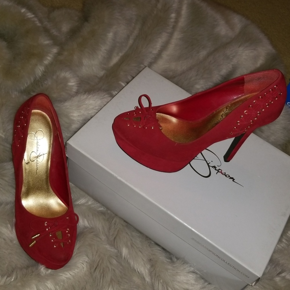 Jessica Simpson heels